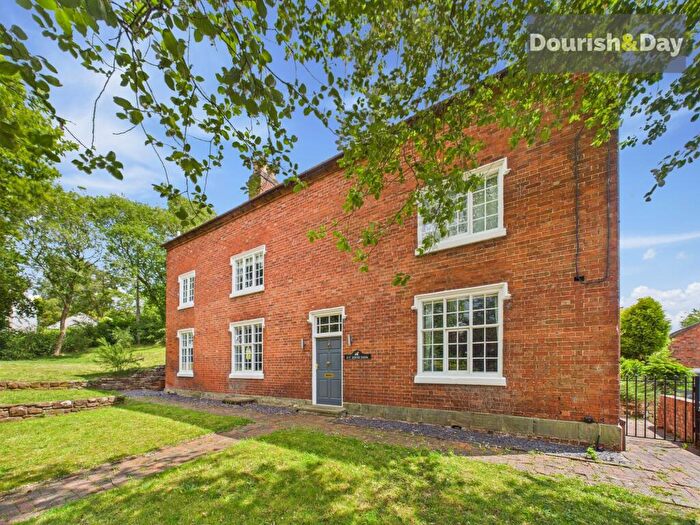 7 Bedroom Detached House For Sale In Smithy Lane, Hixon, ST18