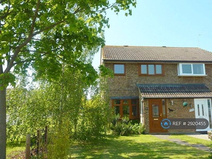 3 Bedroom Semi-Detached House To Rent In Favell Drive, Milton Keynes, MK4