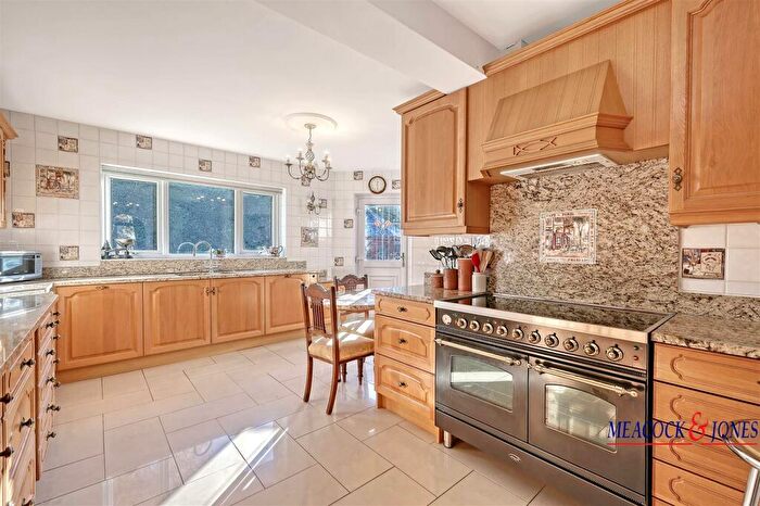 4 Bedroom Detached House For Sale In Tor Bryan, Ingatestone, Essex, CM4