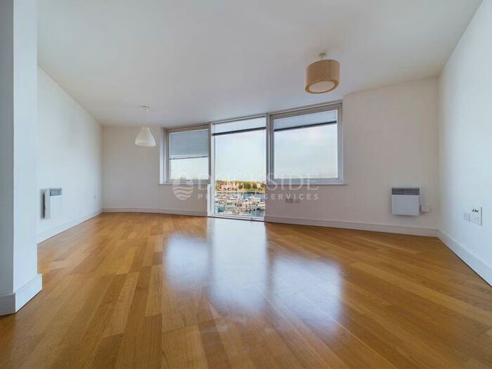 2 Bedroom Apartment To Rent In The Quays, Chatham Maritime, ME4