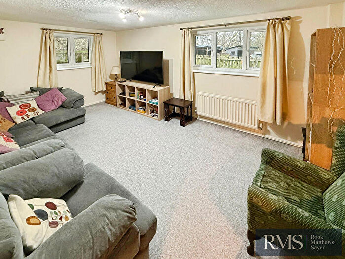 3 Bedroom Ground Maisonette For Sale In Prudhoe Court, Newcastle Upon Tyne, NE3