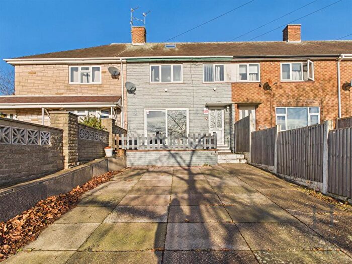 3 Bedroom Semi-Detached House For Sale In Pinewood Gardens, Clifton, Nottingham, NG11