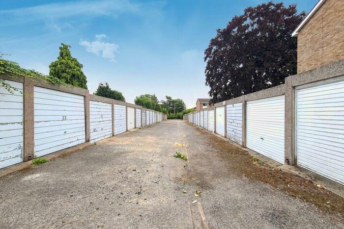 1 Bedroom Flat To Rent In Belcroft Close, Bromley, BR1