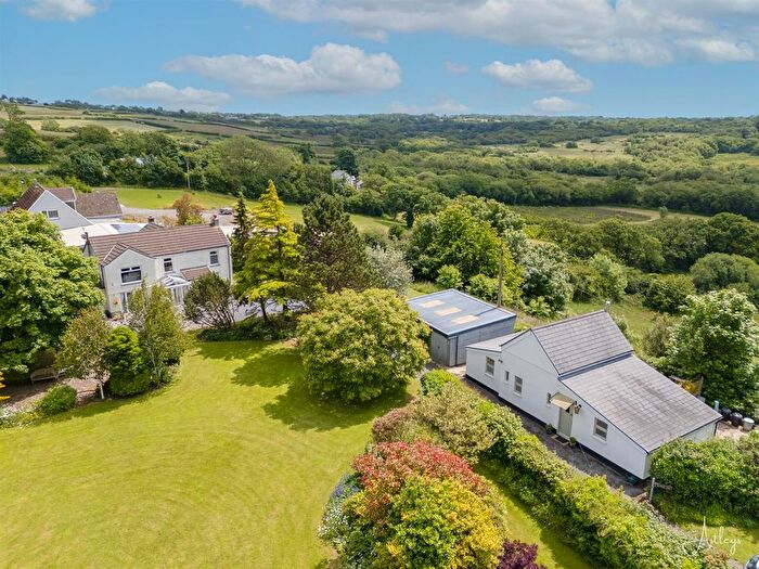 4 Bedroom Detached House For Sale In Penygraig Farm, Blue Anchor, Penclawdd, SA4