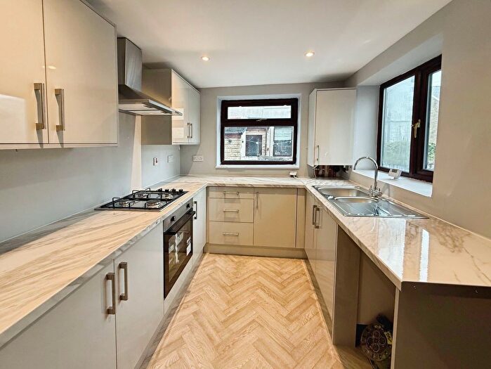 2 Bedroom Terraced House To Rent In Bracewell Street, Barnoldswick, BB18