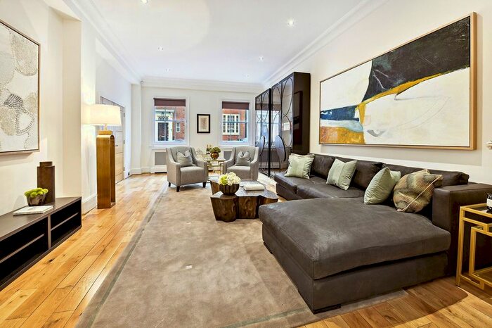 4 Bedroom Terraced House To Rent In Headfort Place, Knightsbridge, SW1X