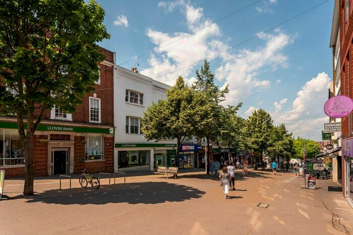 1 Bedroom Flat To Rent In High Street, Sutton, SM1