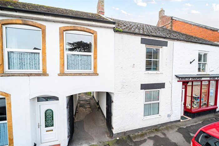 3 Bedroom Terraced House For Sale In West Street, Ilminster, TA19