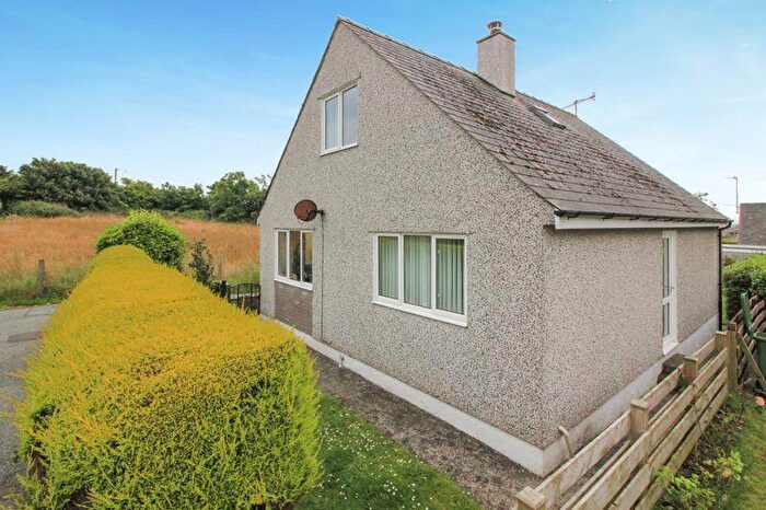 3 Bedroom Detached House For Sale In Tyn Rhos Estate, Penysarn, LL69