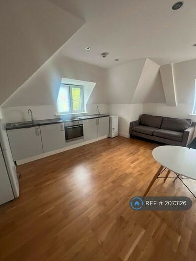 1 Bedroom Flat To Rent In Florence Street, London, NW4