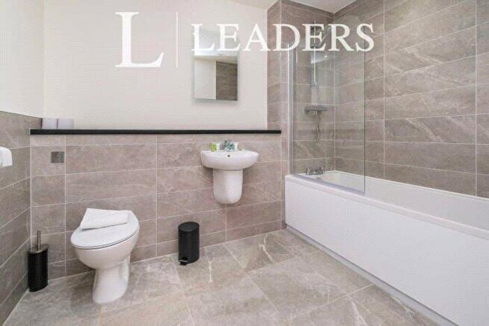 1 Bedroom Apartment For Sale In Bevington Bush, Liverpool, Merseyside, L3