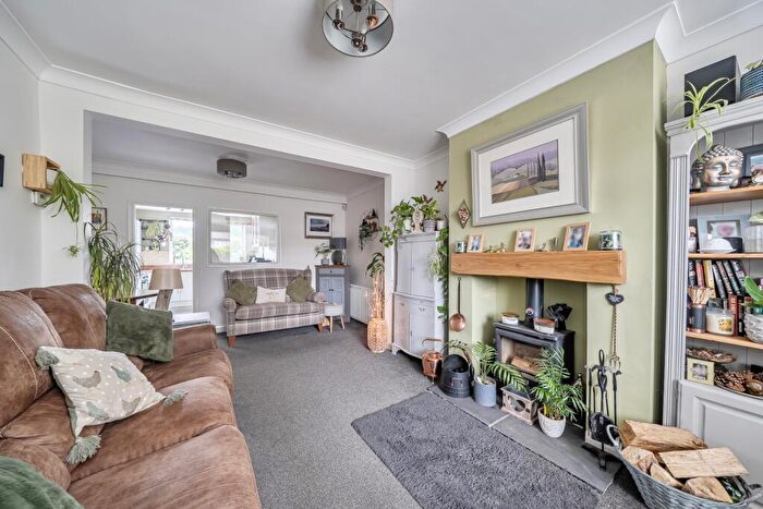 2 Bedroom Terraced House For Sale In Wold Road, Hull, HU5