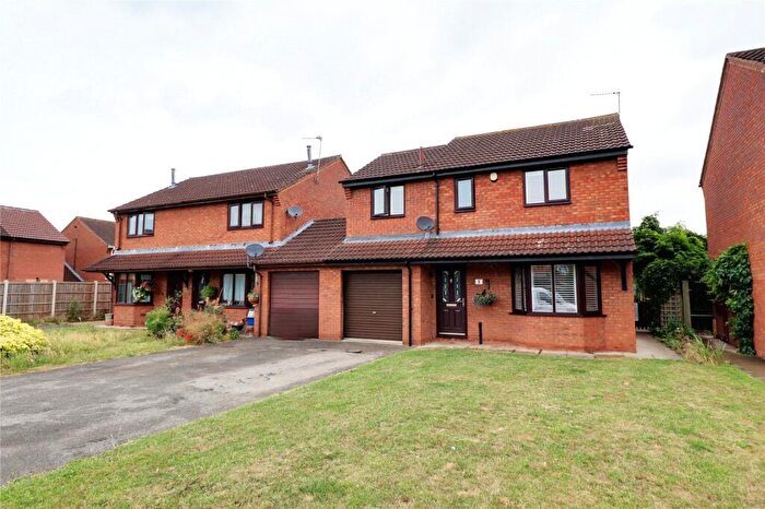 4 Bedroom Link Detached House For Sale In The Lidgett, Epworth, Lincolnshire, DN9