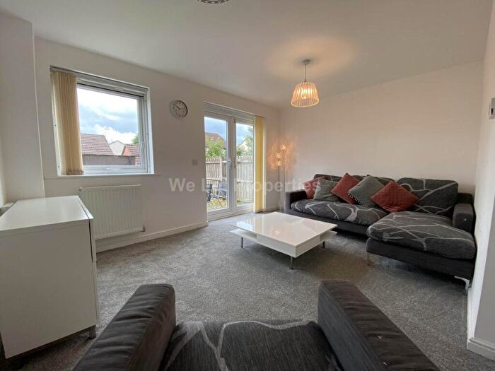 3 Bedroom House To Rent In Metcombe Way, Manchester, M11
