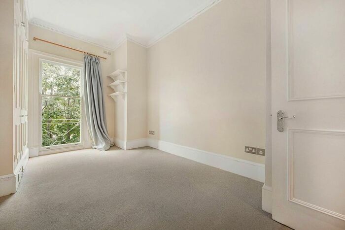 1 Bedroom Flat To Rent In Oakhill Road, Putney, London, SW15