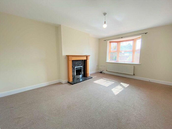 3 Bedroom Semi-Detached House To Rent In Dextor Close, Canterbury, CT2