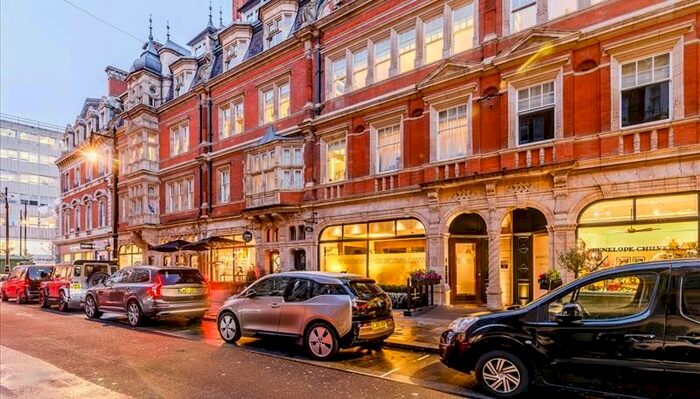 2 Bedroom Flat To Rent In Duke Street, Marylebone, W1K