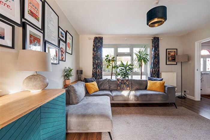 3 Bedroom Terraced House For Sale In Alders Avenue, Woodford Green, IG8