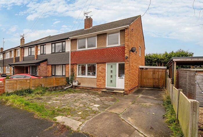3 Bedroom Semi-Detached House For Sale In Vicarage Road, Coalpit Heath, Bristol, BS36