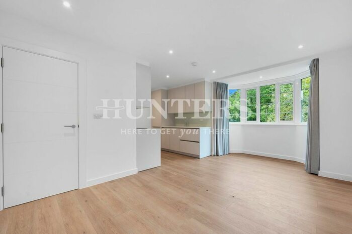 1 Bedroom Flat To Rent In Monkridge, Crouch End Hill, London, N8