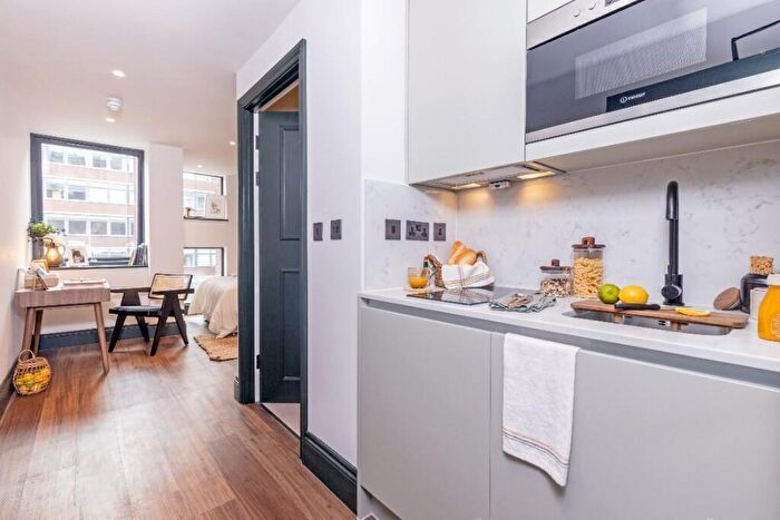 Studio To Rent In James Street, Liverpool, Merseyside, L2