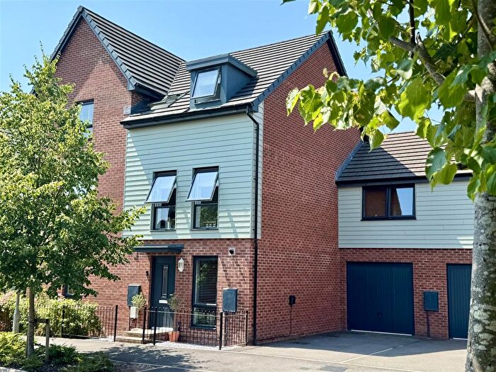 3 Bedroom Town House For Sale In Bailey Bridge Drive, Brunal Quarter, Chepstow, NP16