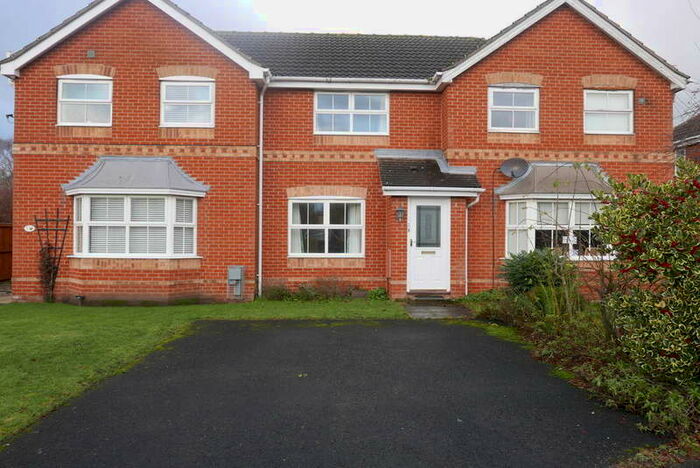 2 Bedroom Terraced House To Rent In Goodwood Grove, YO24