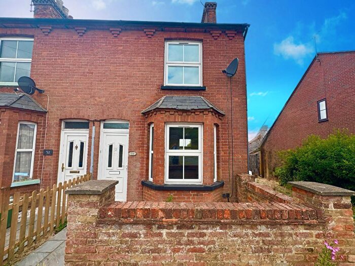 2 Bedroom End Of Terrace House For Sale In High Street South, Stewkley, Buckingshire, LU7