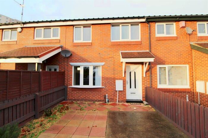3 Bedroom Terraced House To Rent In Creekwood, Middlesbrough, TS3