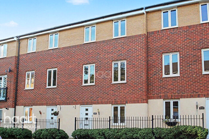 3 Bedroom Terraced House For Sale In Eagle Way, Hampton Centre, PE7
