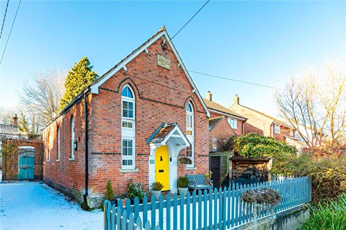 3 Bedroom Detached House For Sale In High Street, Easterton, Devizes, Wiltshire, SN10