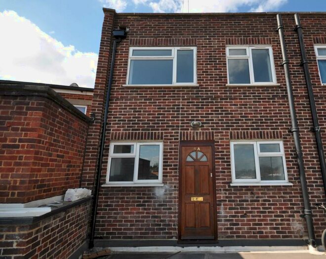 3 Bedroom Maisonette To Rent In North Street Hornchurch Essex, RM11