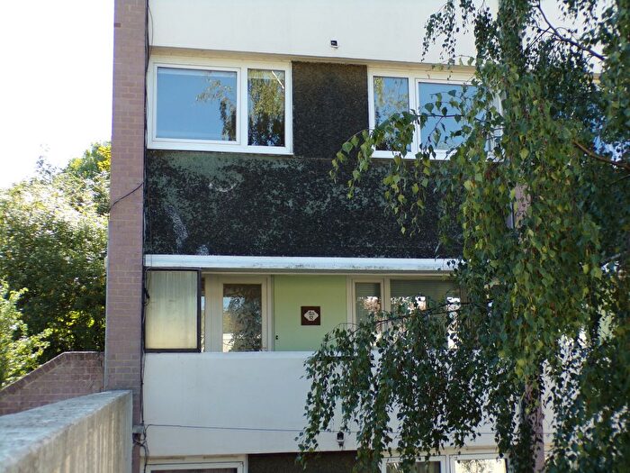 3 Bedroom Property To Rent In Mount Pleasant, Romsey, SO51