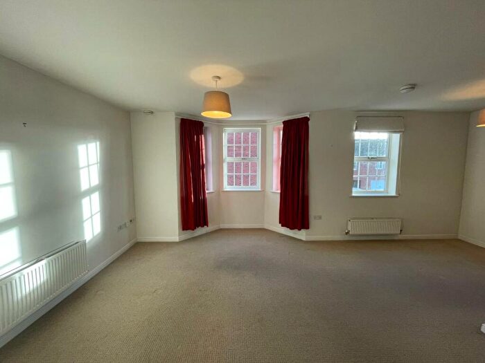 2 Bedroom Apartment To Rent In St. Peters Way, Stratford-upon-Avon, CV37