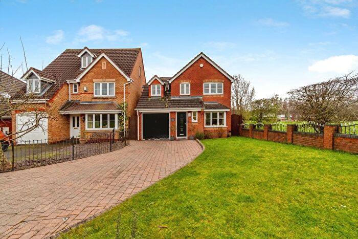 3 Bedroom Detached House For Sale In Quinton Place, Norton Canes, Cannock, Staffordshire, WS11