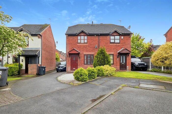 2 Bedroom Property To Rent In Revena Close, Colwick, Nottingham, NG4