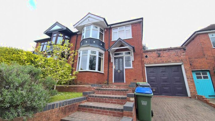 3 Bedroom House To Rent In Abbey Road, B67