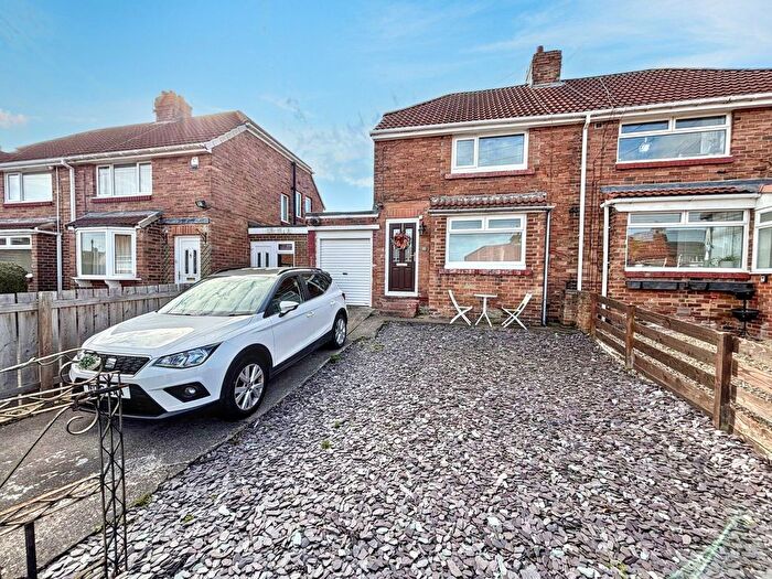 2 Bedroom Semi-Detached House For Sale In Woodside Gardens, Dunston, Gateshead, NE11