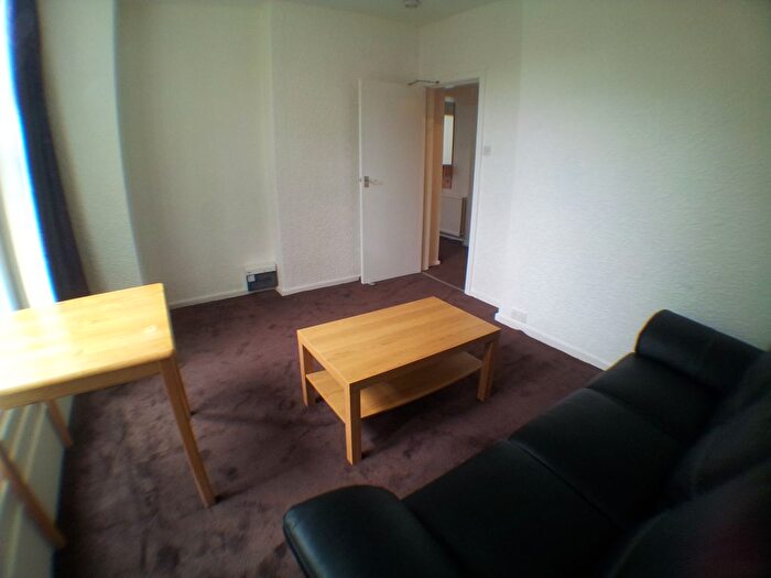 1 Bedroom Flat To Rent In Amherst Road, Fallowfield, Manchester, M14