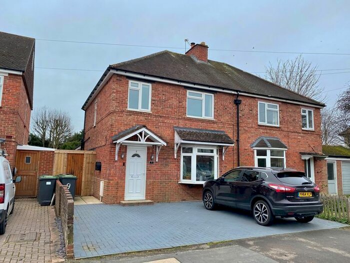 3 Bedroom Semi-Detached House To Rent In Cross Way, Havant, PO9