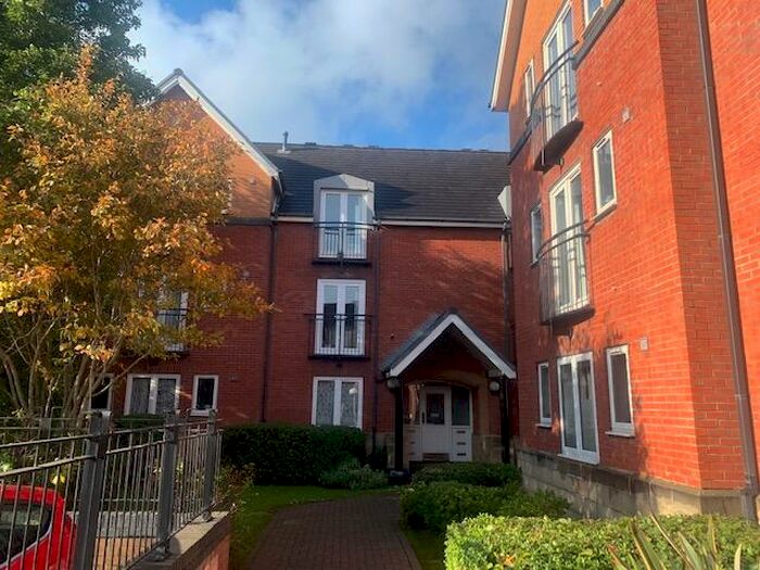 2 Bedroom Apartment To Rent In Barquentine Place, Cardiff, CF10