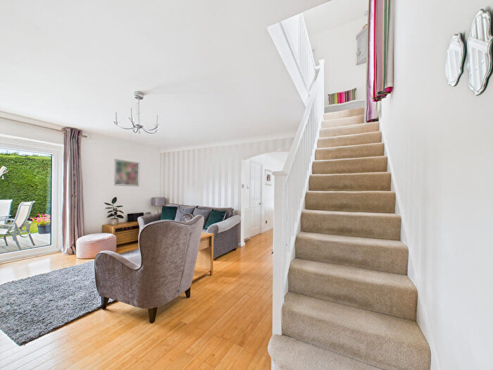 4 Bedroom Detached House For Sale In Howdale Road, Hull, HU8