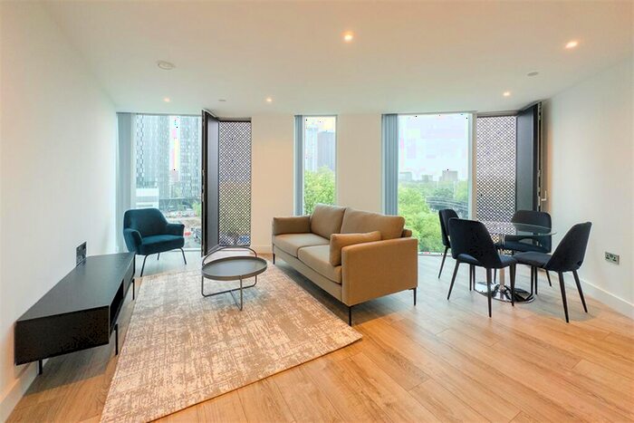 2 Bedroom Apartment To Rent In Thr, EE60