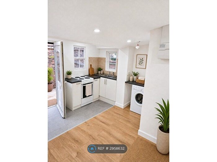 Studio To Rent In Lynn Road, Wisbech, PE13