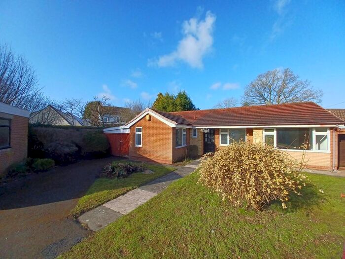 3 Bedroom Detached Bungalow To Rent In Firs Drive, Shirley, Solihull, B90