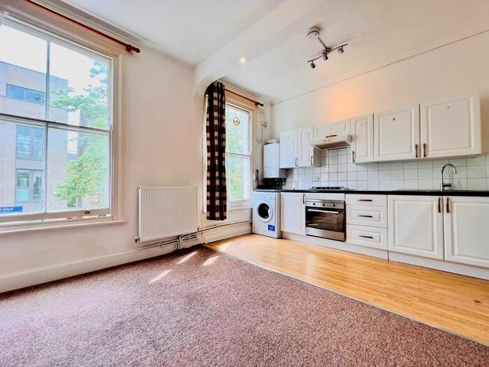 1 Bedroom Flat To Rent In Tollington Way, London, N7