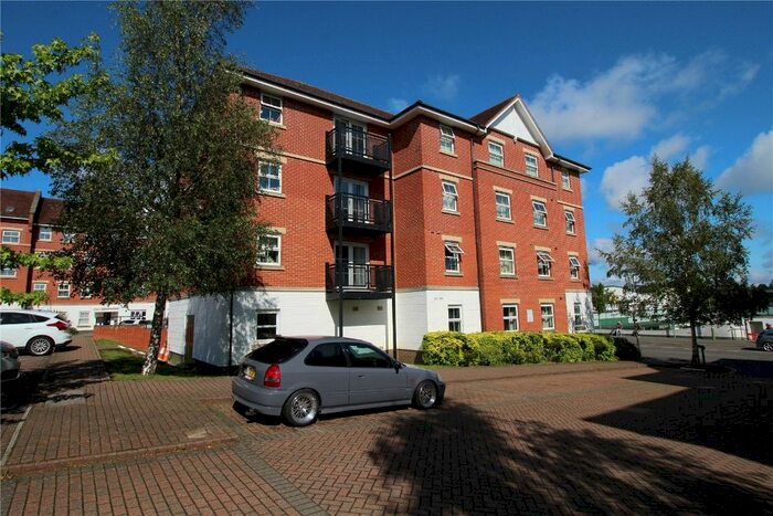 2 Bedroom Flat To Rent In Bell Chase, Aldershot, GU11