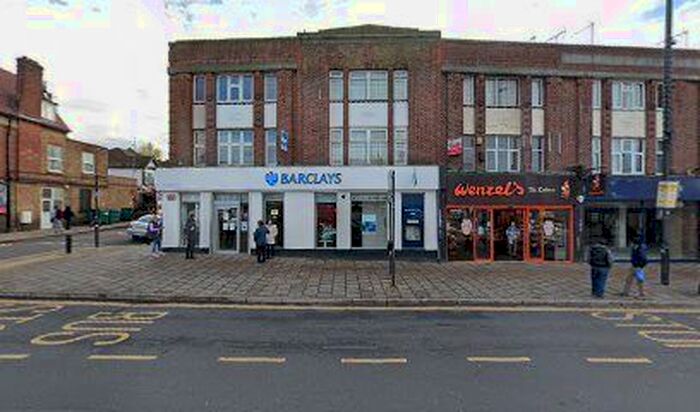 5 Bedroom Maisonette To Rent In Northolt Road, South Harrow, HA2