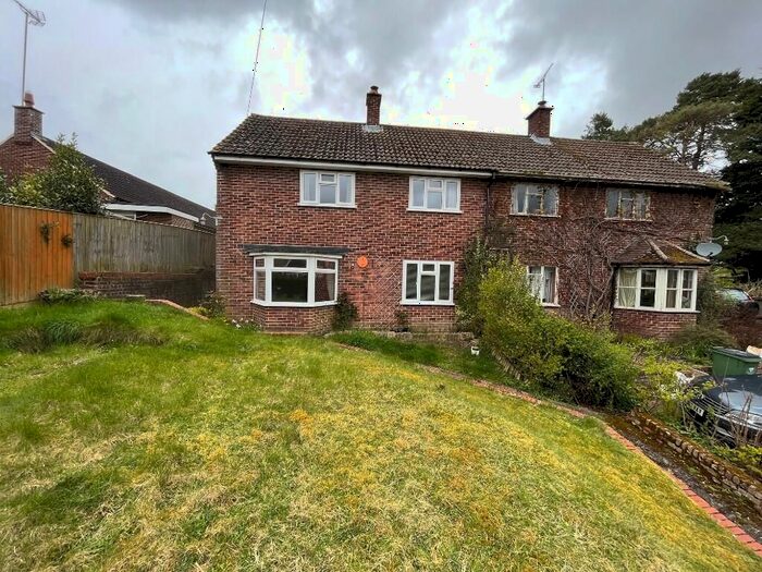 3 Bedroom Semi-Detached House For Sale In Fairmount, Marlborough, SN8