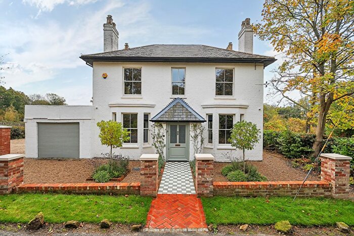 4 Bedroom Detached House For Sale In Limes Lane, Buxted, TN22